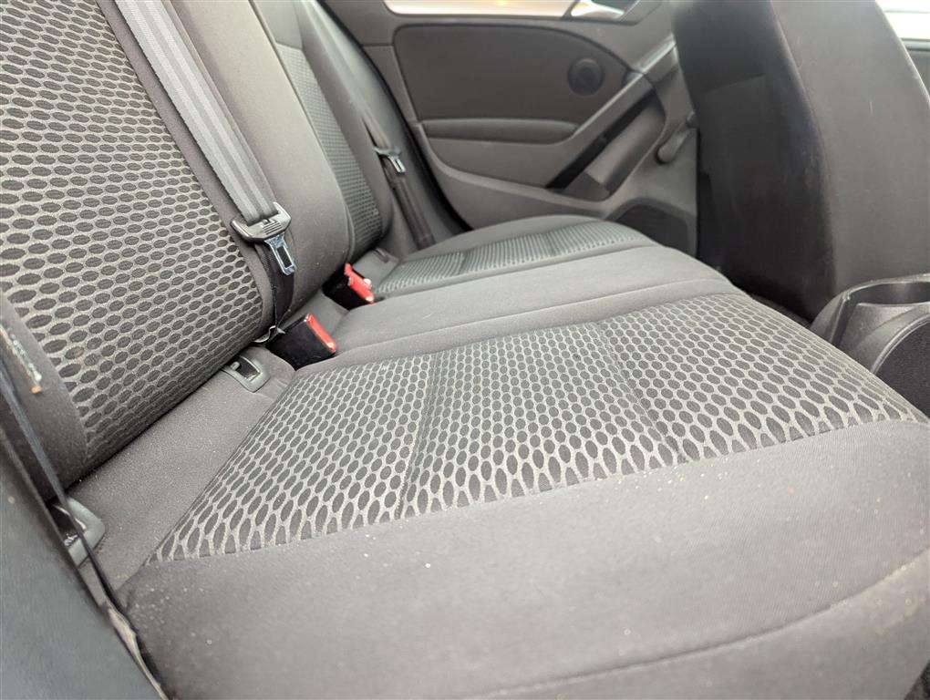 <p>2011 VOLKSWAGEN GOLF S TSI</p>