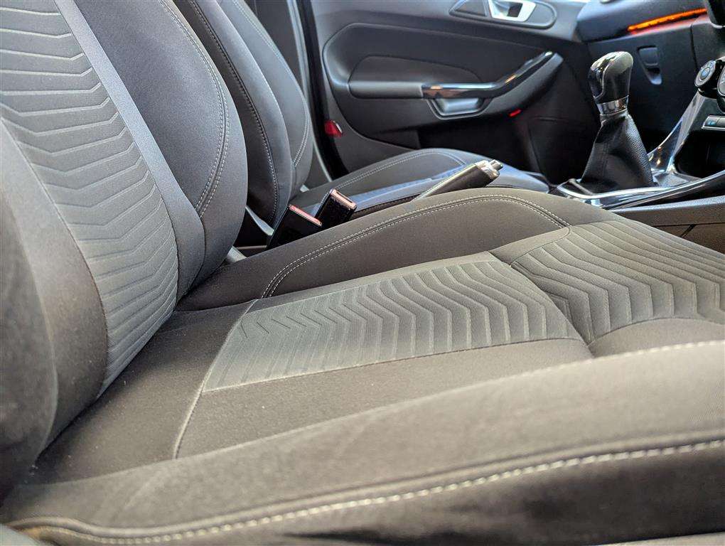 <p>2013 FORD FIESTA ZETEC ECONETIC TDC</p>