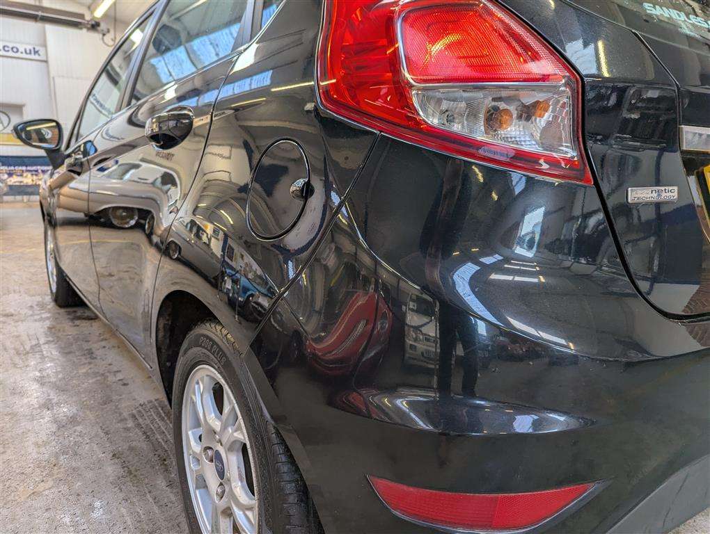 <p>2013 FORD FIESTA ZETEC ECONETIC TDC</p>