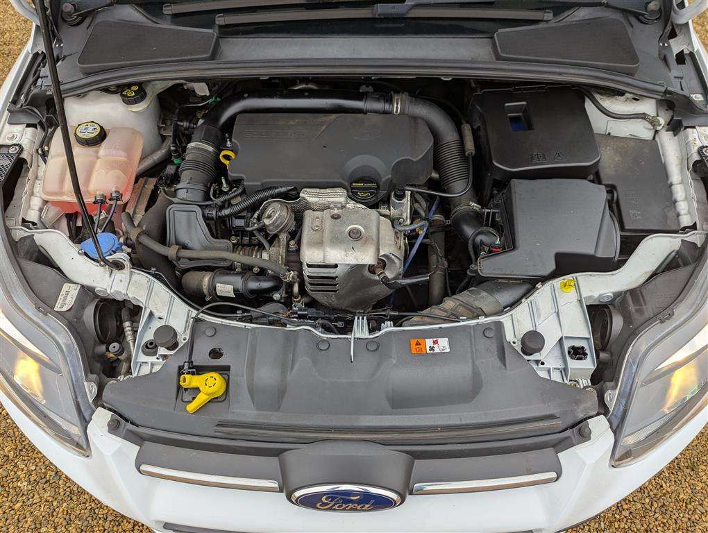 <p>2014 FORD FOCUS ZETEC TURBO</p>