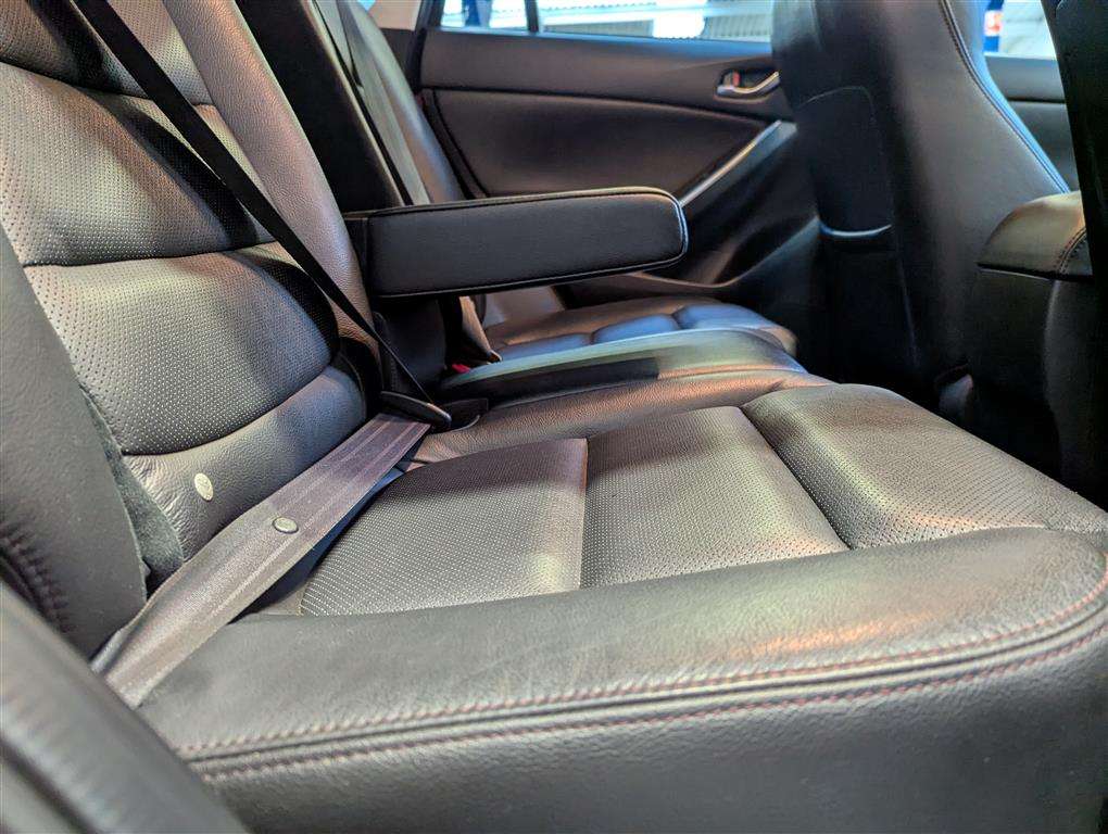 <p>2015 MAZDA CX-5 SPORT NAV D 4X4 AUTO</p>