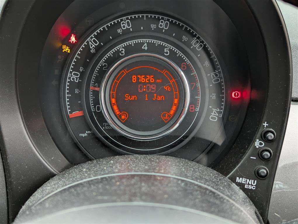 <p>2013 FIAT 500 S</p>