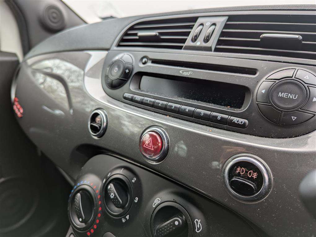 <p>2013 FIAT 500 S</p>