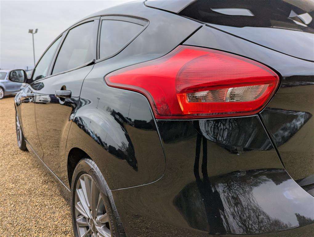 <p>2018 FORD FOCUS ST-LINE</p>