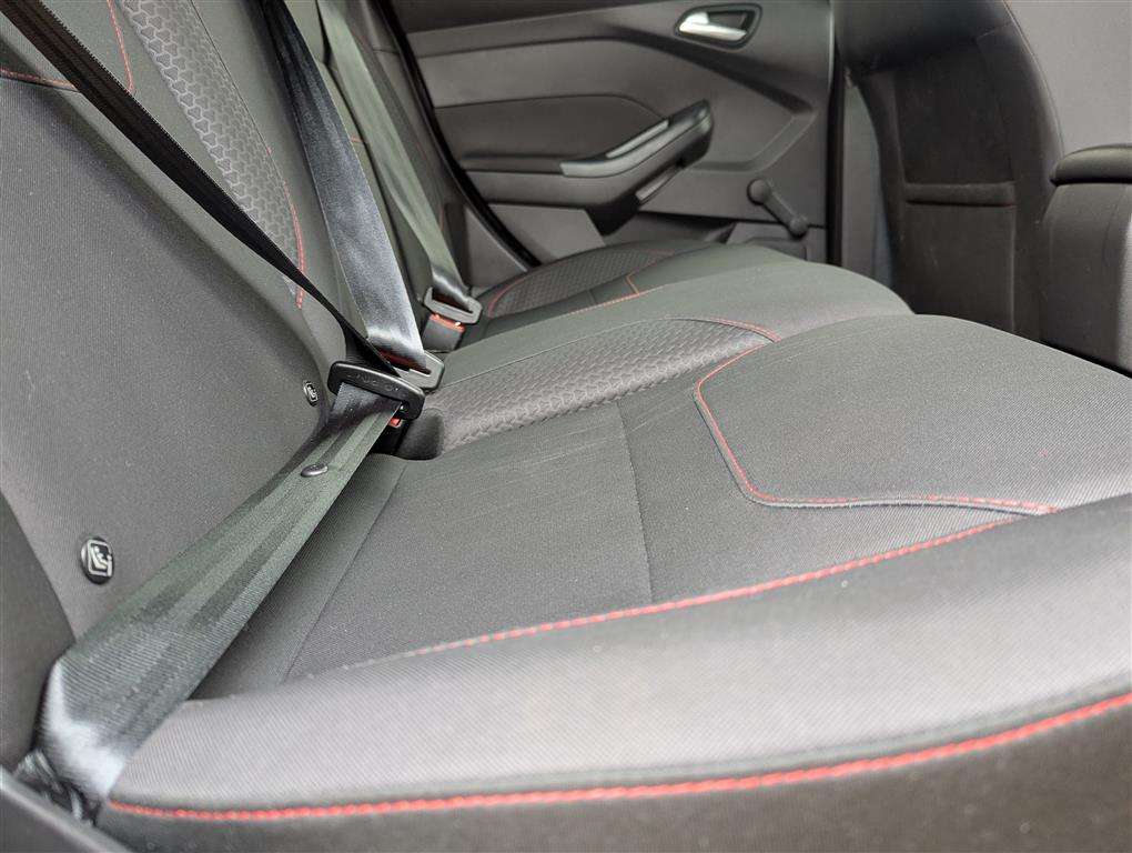 <p>2018 FORD FOCUS ST-LINE</p>