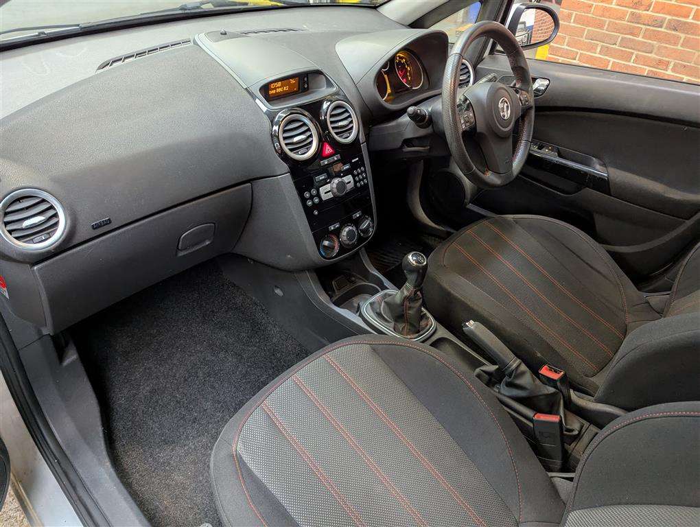 <p>2013 VAUXHALL CORSA SXI AC</p>