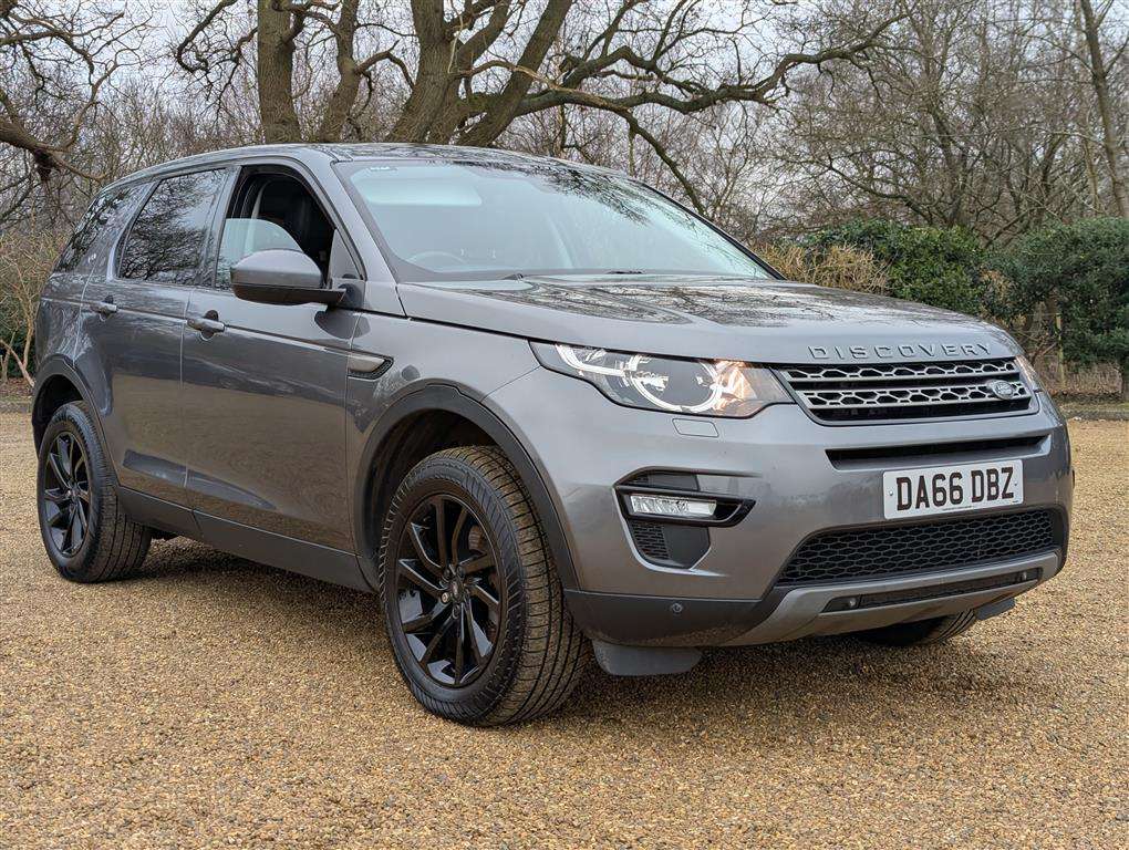 <p>2016 LAND ROVER DISCOVERY SPORT SE TECH T</p>