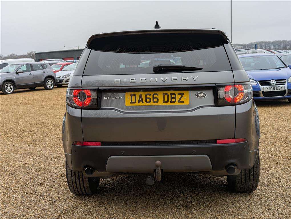<p>2016 LAND ROVER DISCOVERY SPORT SE TECH T</p>