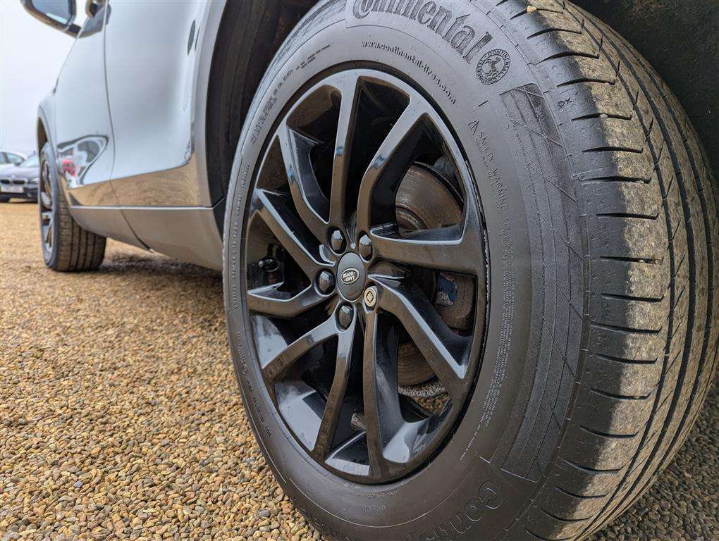 <p>2016 LAND ROVER DISCOVERY SPORT SE TECH T</p>