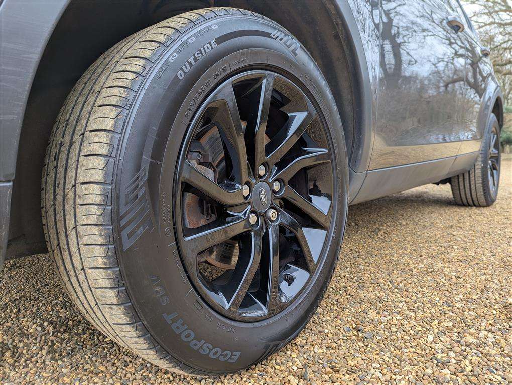 <p>2016 LAND ROVER DISCOVERY SPORT SE TECH T</p>