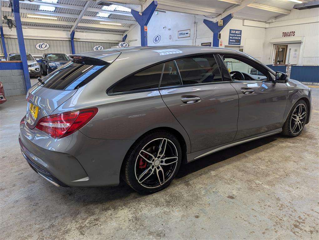 <p>2017 MERCEDES-BENZ CLA 220 D AMG LINE 4MATIC</p>