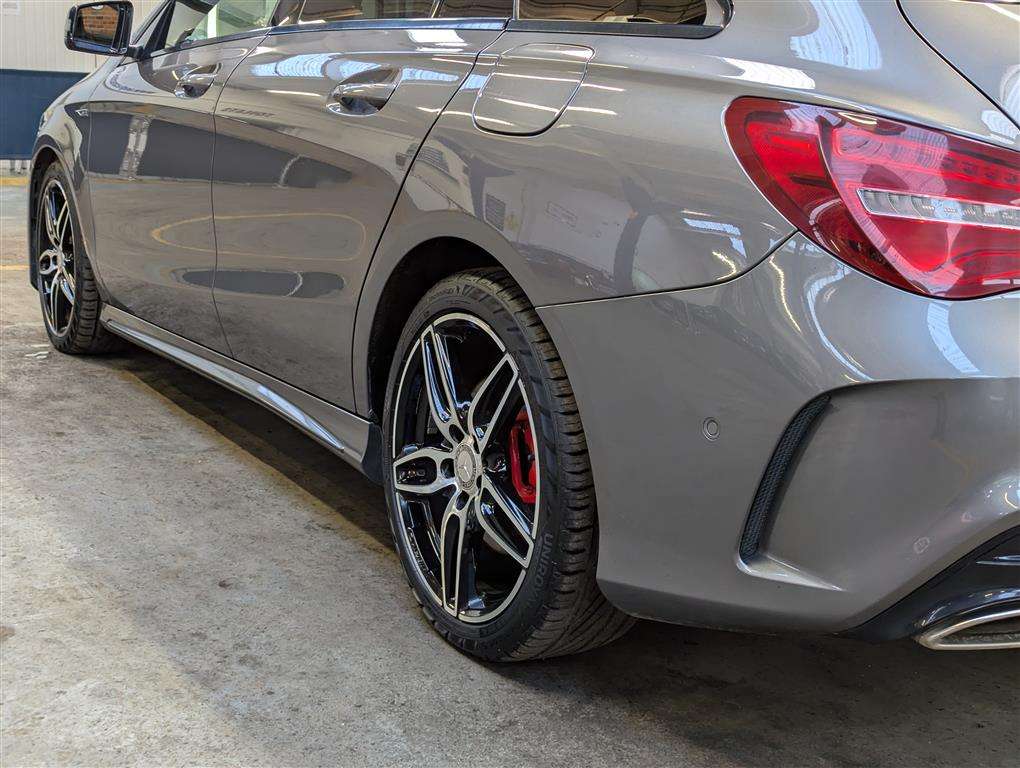 <p>2017 MERCEDES-BENZ CLA 220 D AMG LINE 4MATIC</p>