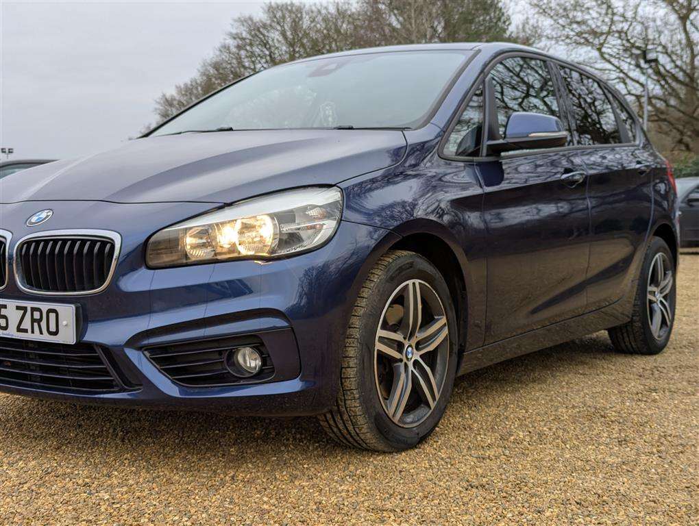 <p>2015 BMW 218I SPORT</p>