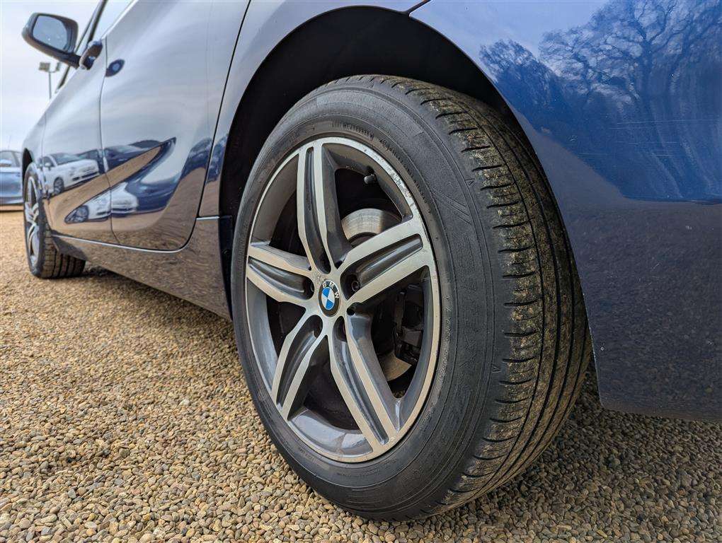 <p>2015 BMW 218I SPORT</p>