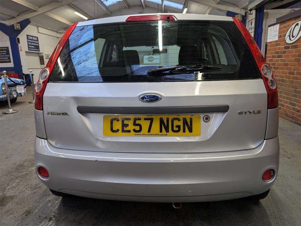 <p>2007 FORD FIESTA STYLE</p>