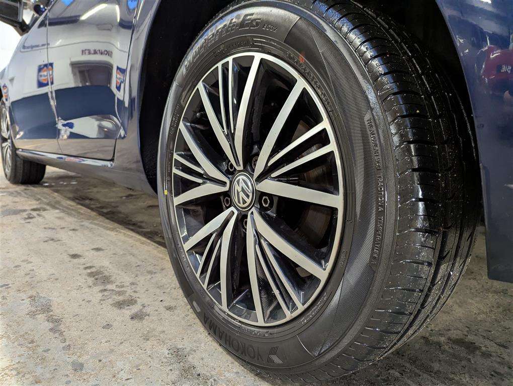 <p>2018 VOLKSWAGEN GOLF SE TSI BMT</p>