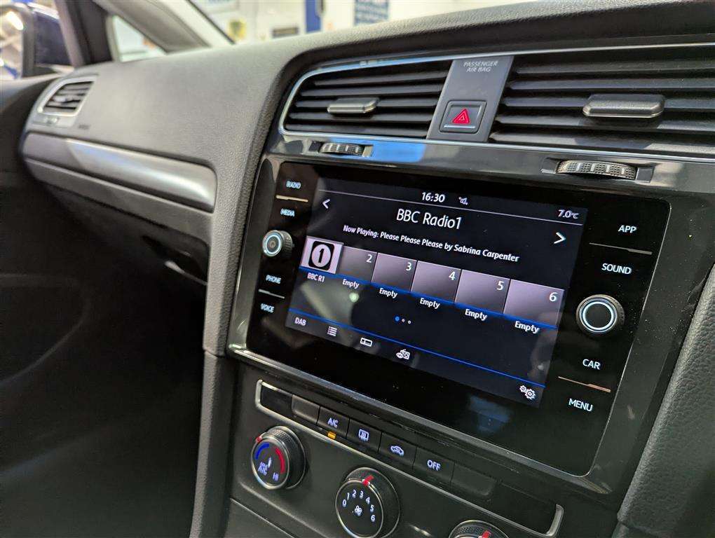 <p>2018 VOLKSWAGEN GOLF SE TSI BMT</p>