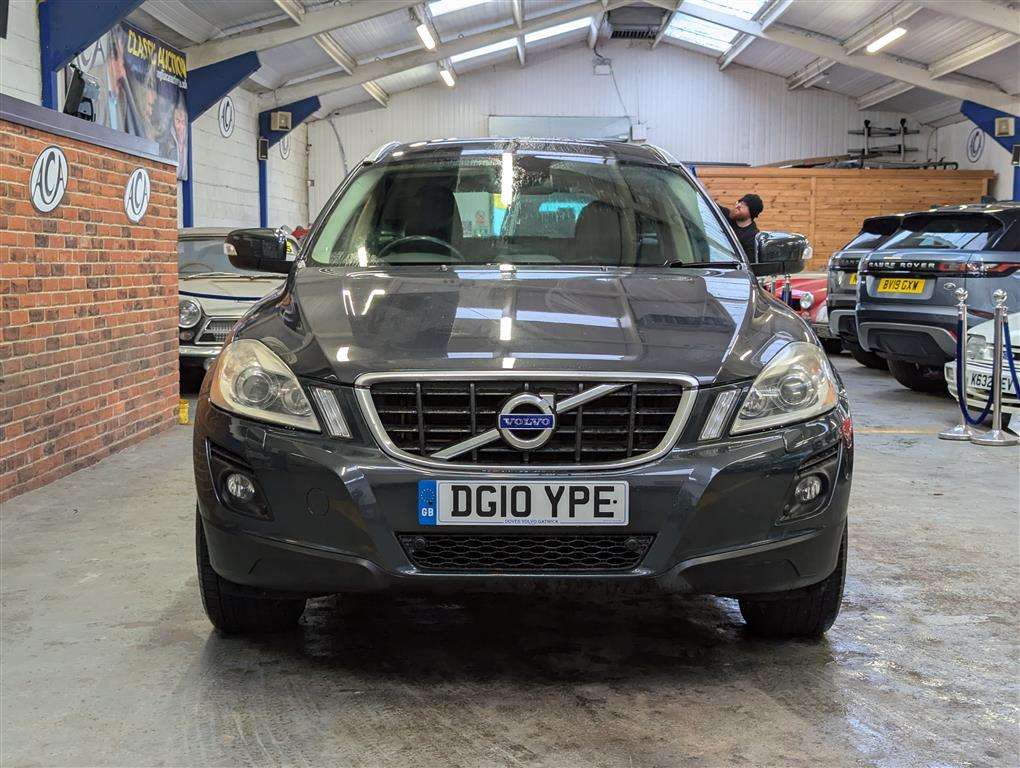 <p>2010 VOLVO XC60 SE LUX D AUTO</p>