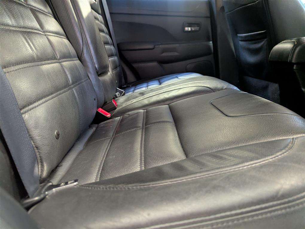 <p>2012 MITSUBISHI ASX 4 BLACK DI-D 4X4</p>
