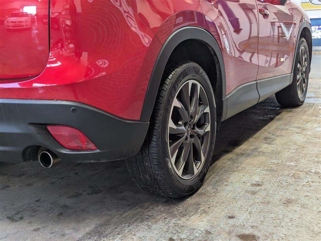 <p>2017 MAZDA CX-5 SPORT NAV D</p>