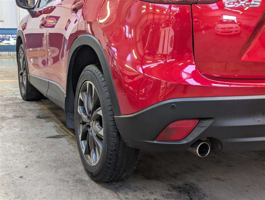 <p>2017 MAZDA CX-5 SPORT NAV D</p>