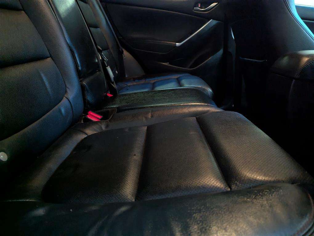 <p>2017 MAZDA CX-5 SPORT NAV D</p>