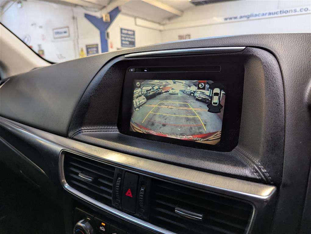 <p>2017 MAZDA CX-5 SPORT NAV D</p>