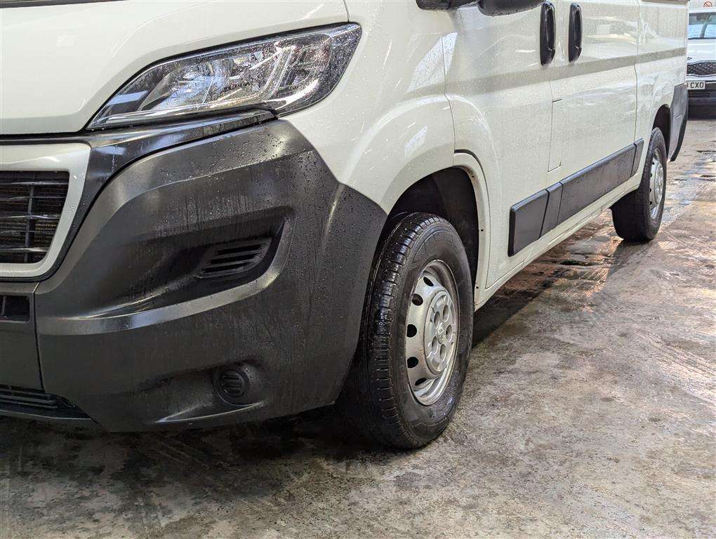 <p>2020 PEUGEOT BOXER 335 PRO L2H2 BHDI</p>