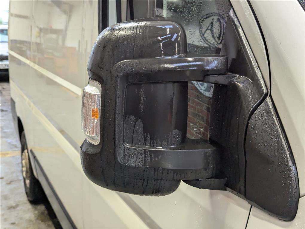 <p>2020 PEUGEOT BOXER 335 PRO L2H2 BHDI</p>