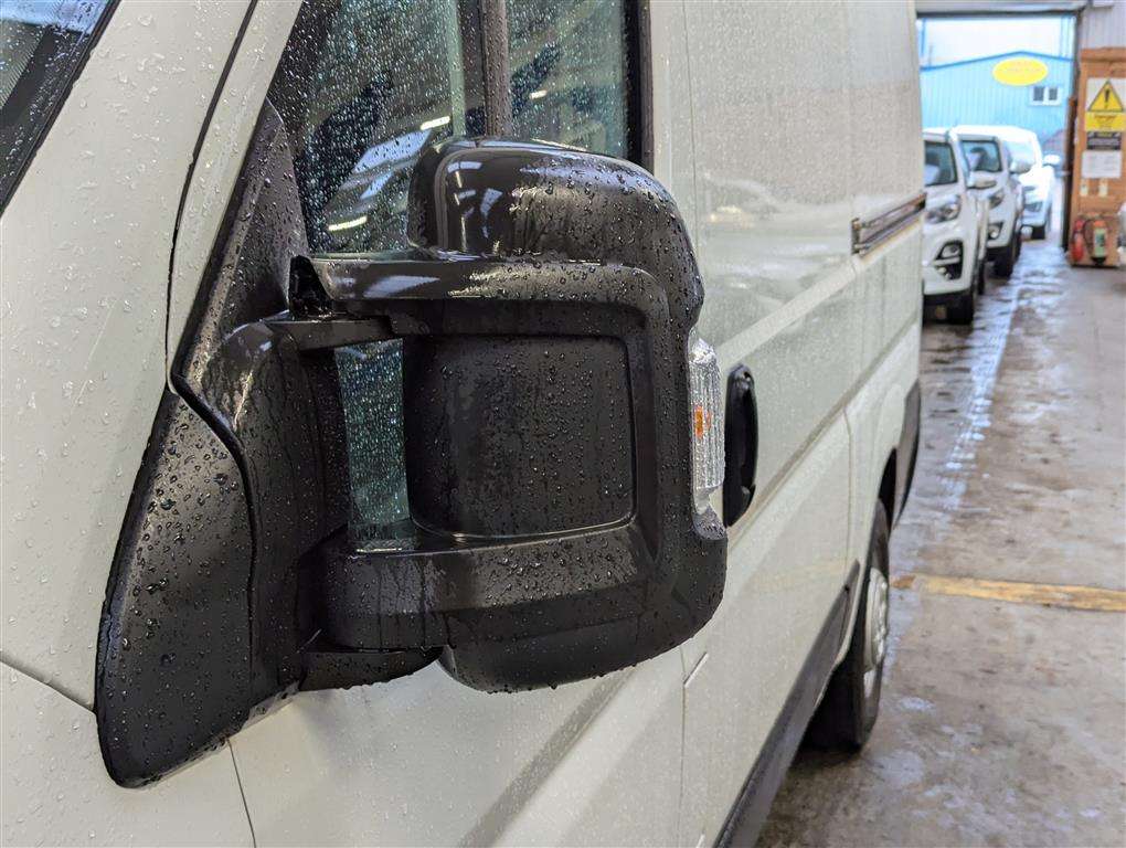 <p>2020 PEUGEOT BOXER 335 PRO L2H2 BHDI</p>