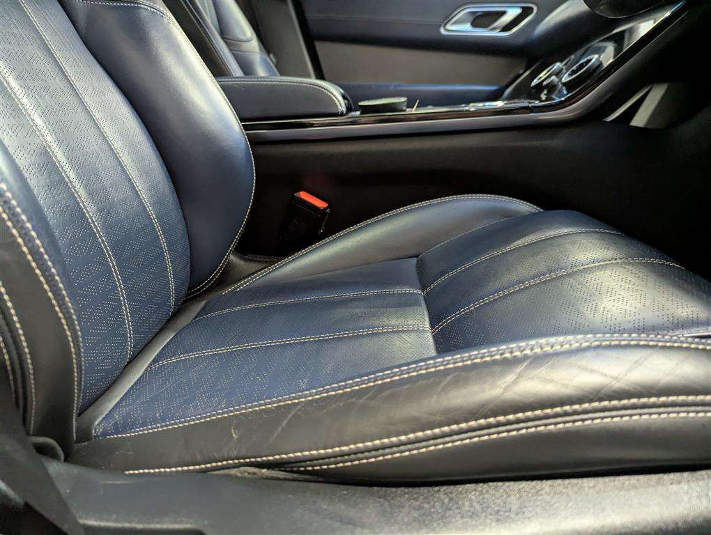 <p>2019 LAND ROVER RANGE ROVER VELAR HSE D18</p>