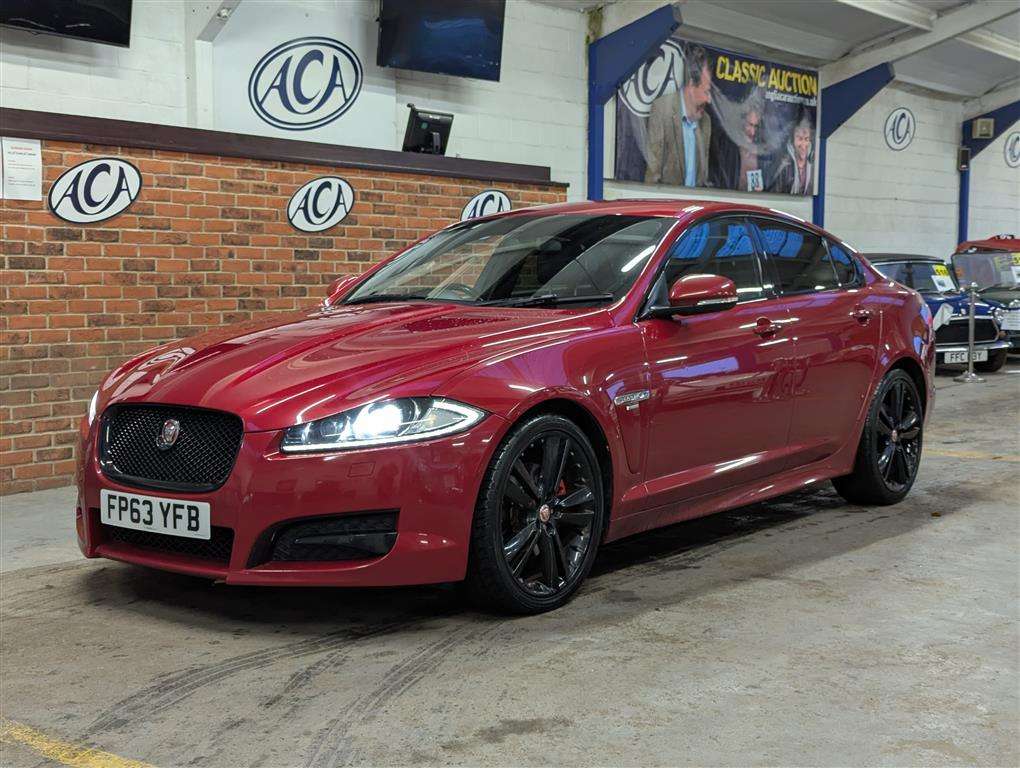 <p>2014 JAGUAR XF R-SPORT V6 D AUTO</p>