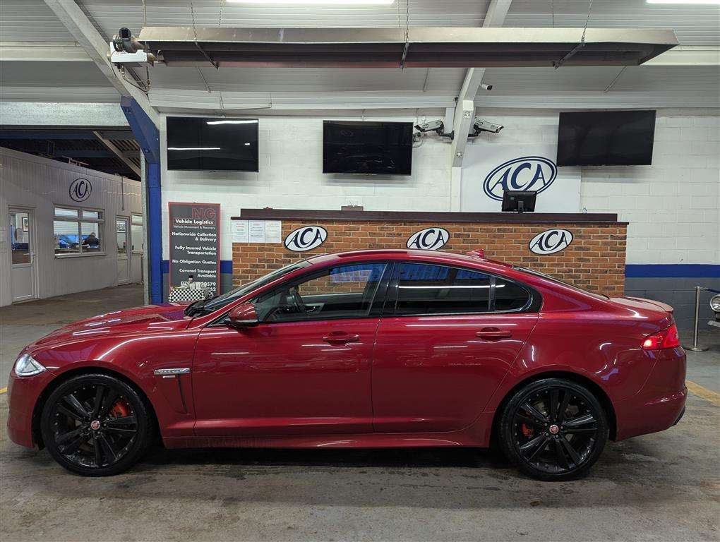<p>2014 JAGUAR XF R-SPORT V6 D AUTO</p>