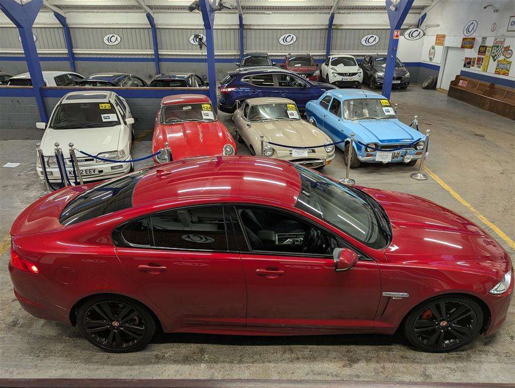 <p>2014 JAGUAR XF R-SPORT V6 D AUTO</p>