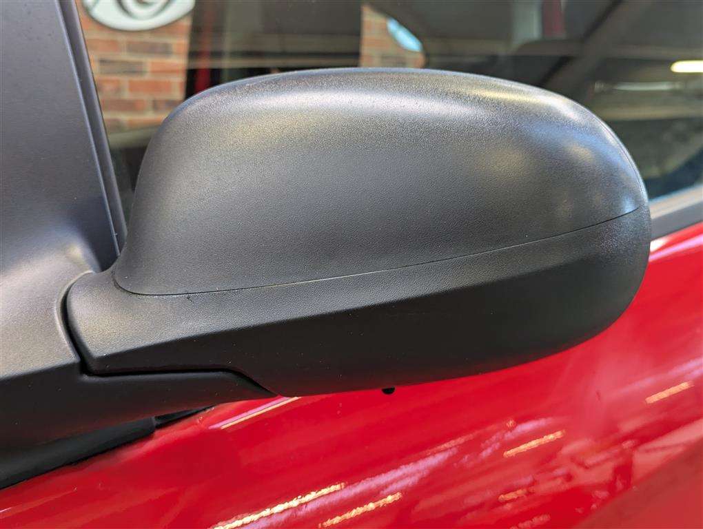 <p>2012 FORD KA STUDIO</p>