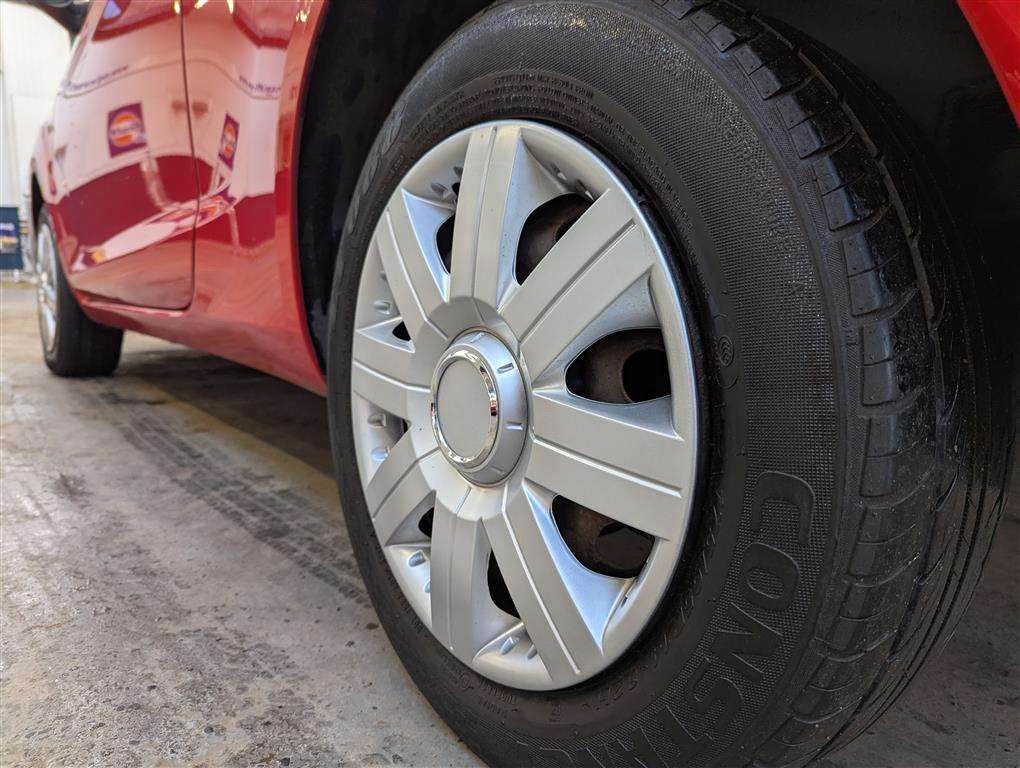 <p>2012 FORD KA STUDIO</p>