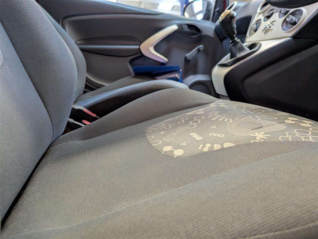 <p>2012 FORD KA STUDIO</p>