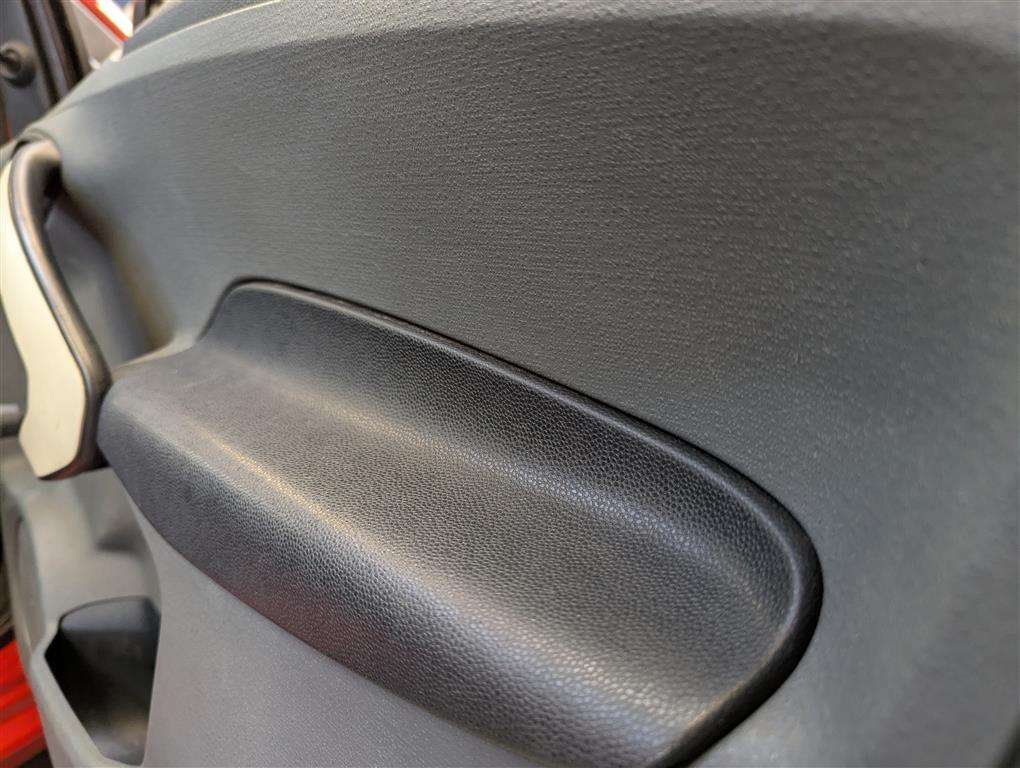 <p>2012 FORD KA STUDIO</p>