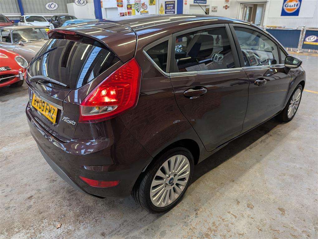 <p>2009 FORD FIESTA TITANIUM 96</p>