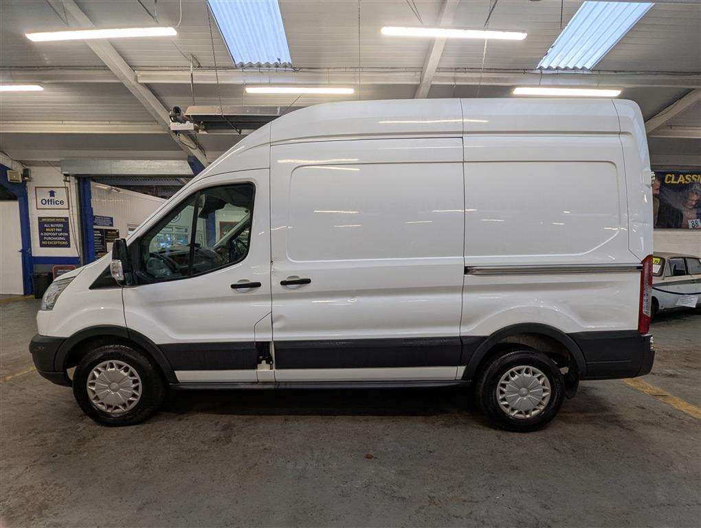 <p>2015 FORD TRANSIT 350 TREND</p>