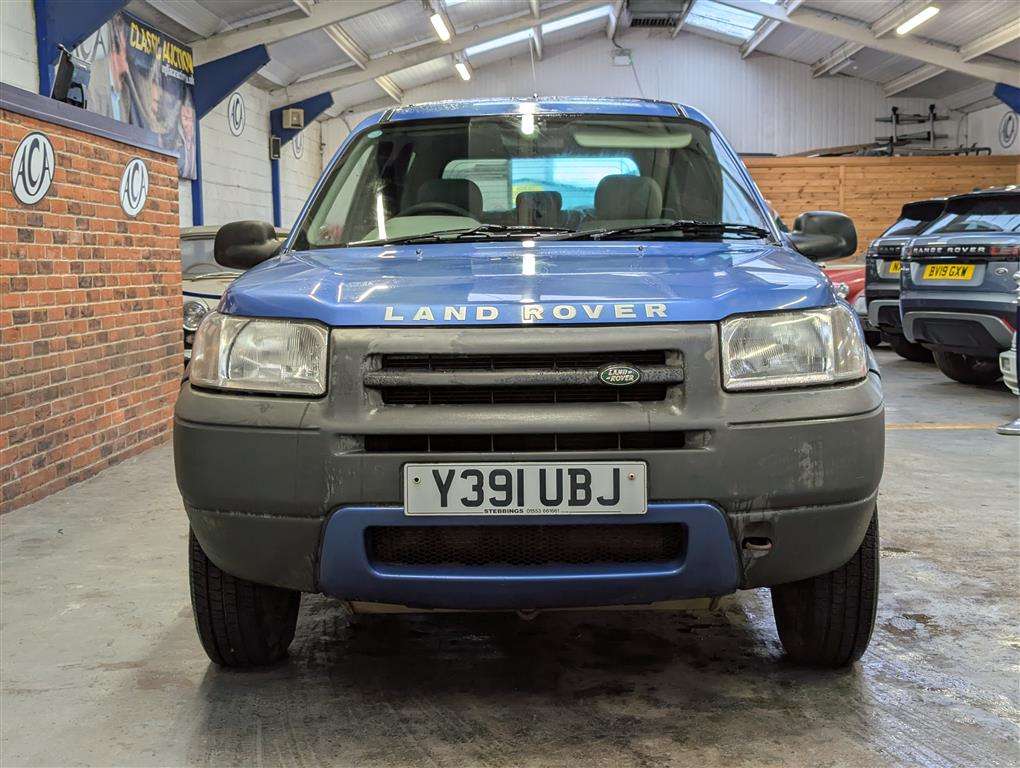 <p>2001 LAND ROVER FREELANDER GS</p>