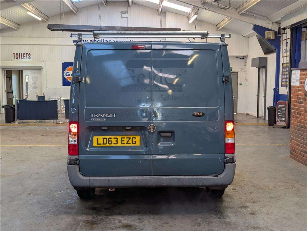 <p>2013 FORD TRANSIT 100 T280 FWD</p>