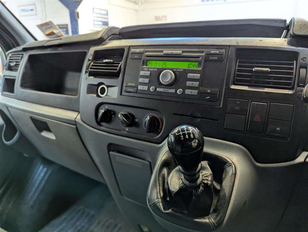 <p>2013 FORD TRANSIT 100 T280 FWD</p>