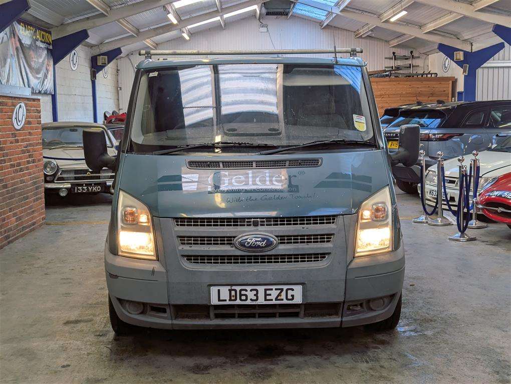 <p>2013 FORD TRANSIT 100 T280 FWD</p>