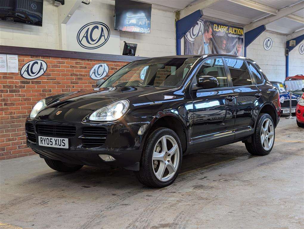 <p>2005 PORSCHE CAYENNE S TIPTRONIC</p>