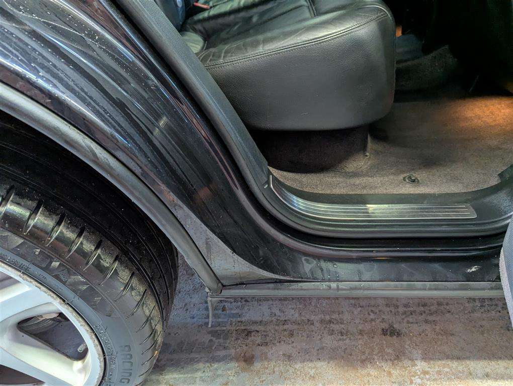 <p>2005 PORSCHE CAYENNE S TIPTRONIC</p>