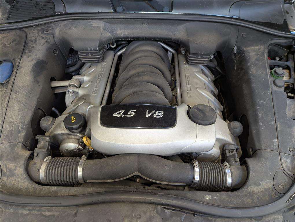 <p>2005 PORSCHE CAYENNE S TIPTRONIC</p>
