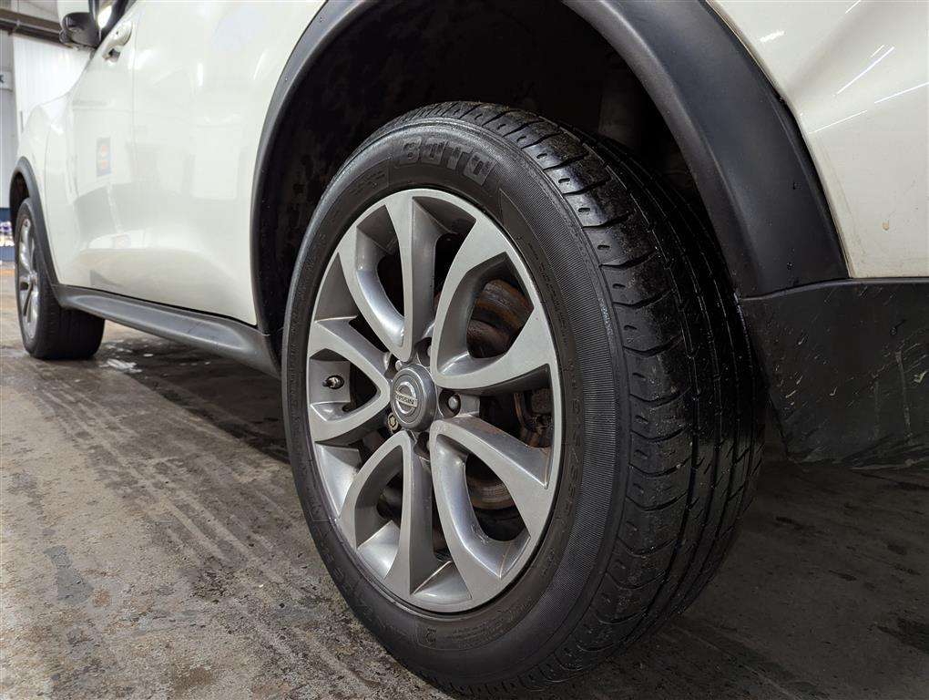 <p>2014 NISSAN JUKE TEKNA DCI</p>