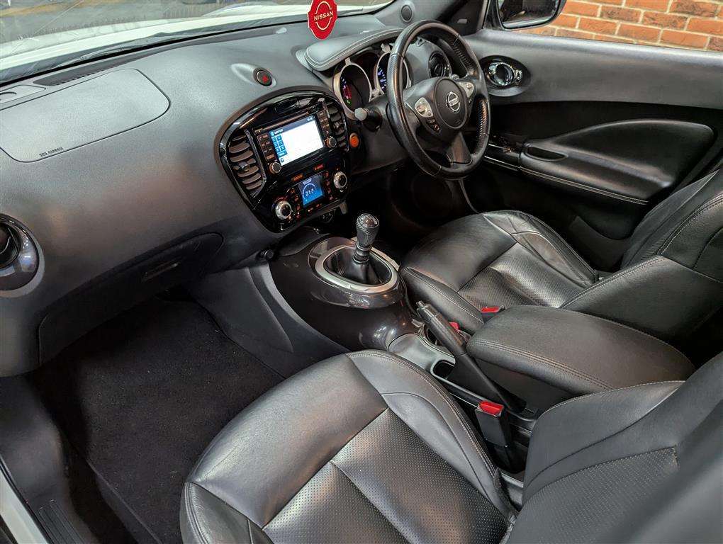 <p>2014 NISSAN JUKE TEKNA DCI</p>