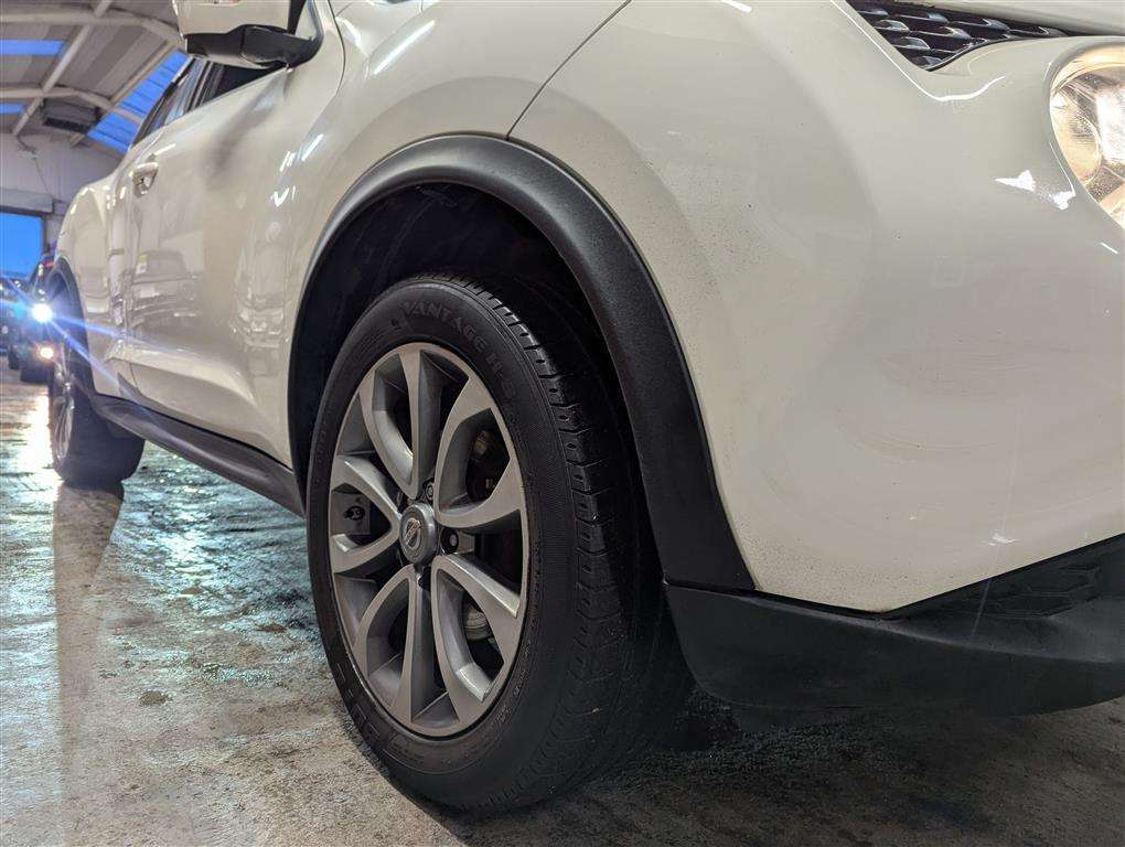<p>2014 NISSAN JUKE TEKNA DCI</p>
